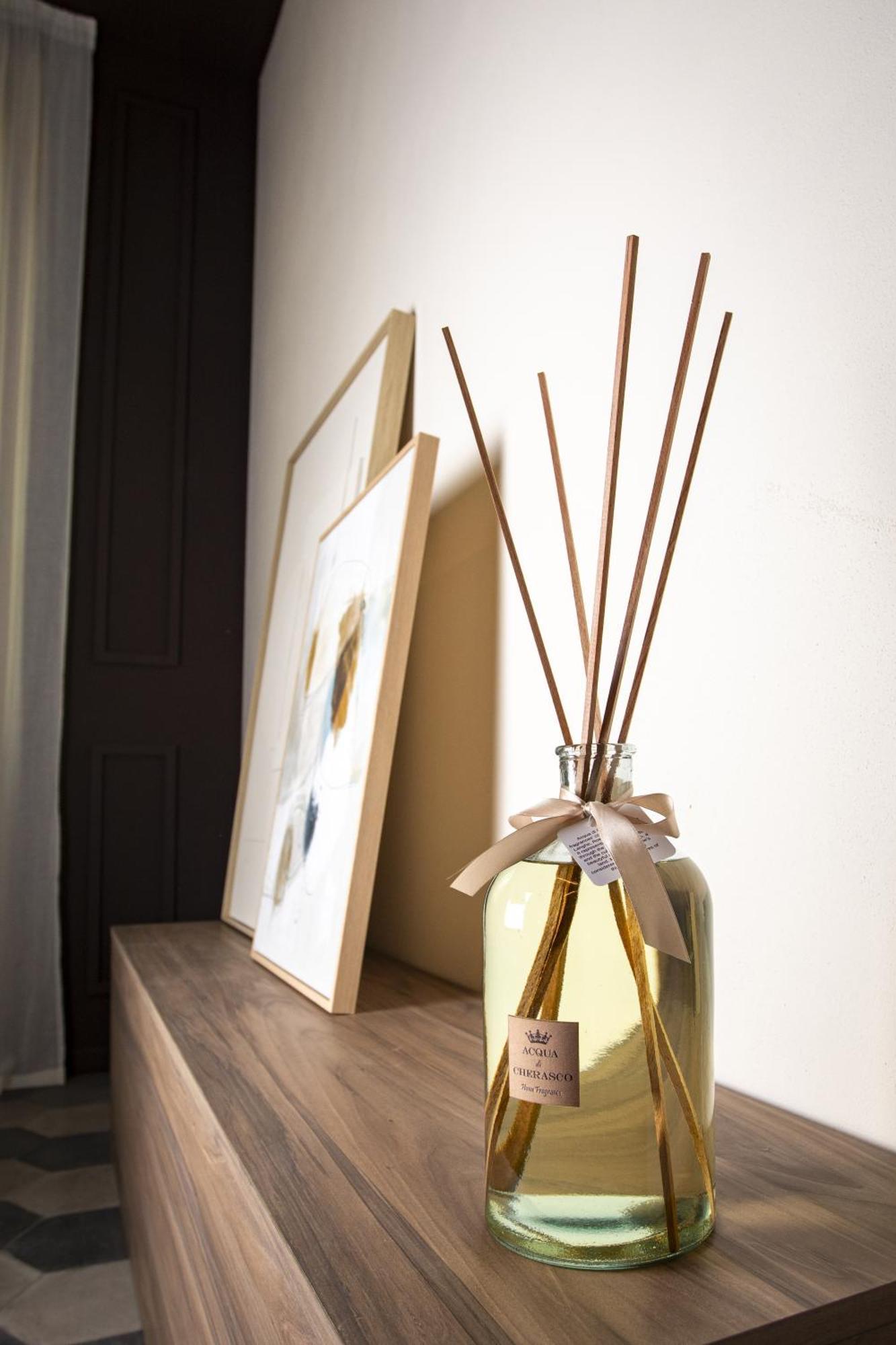 צ'רסקו Palazzo Ratti Boutique Rooms מראה חיצוני תמונה